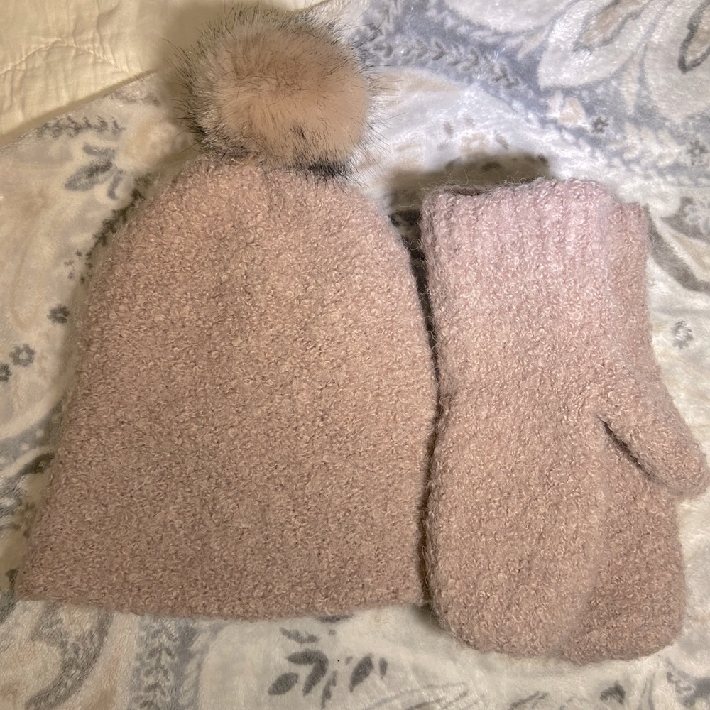 Beanie and mittens